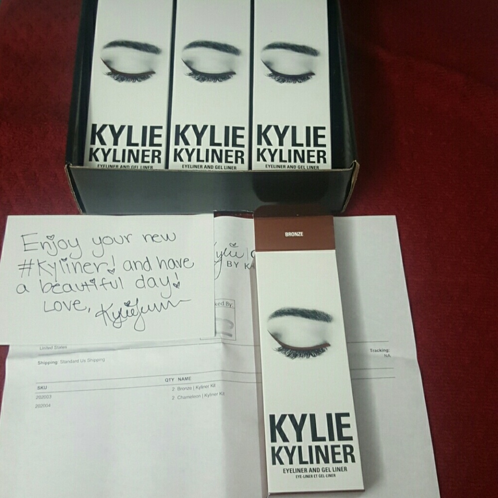 Bronze Kylie Cosmetics Kyliner
